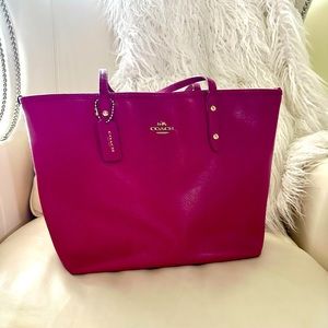 Hot pink Coach tote.